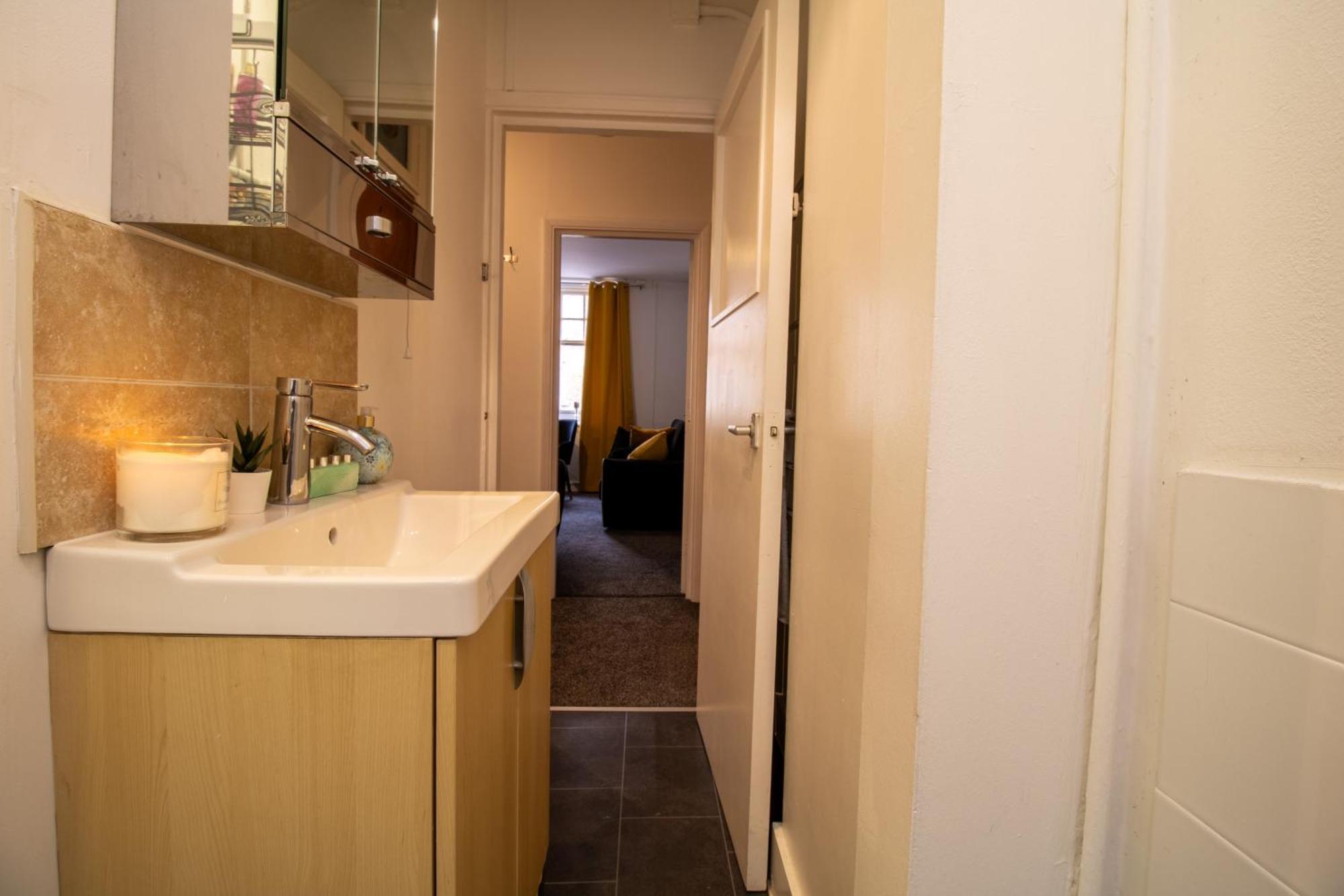 Chic Urban Retreat 1 Bedroom Gem In Covent Garden Londra Esterno foto